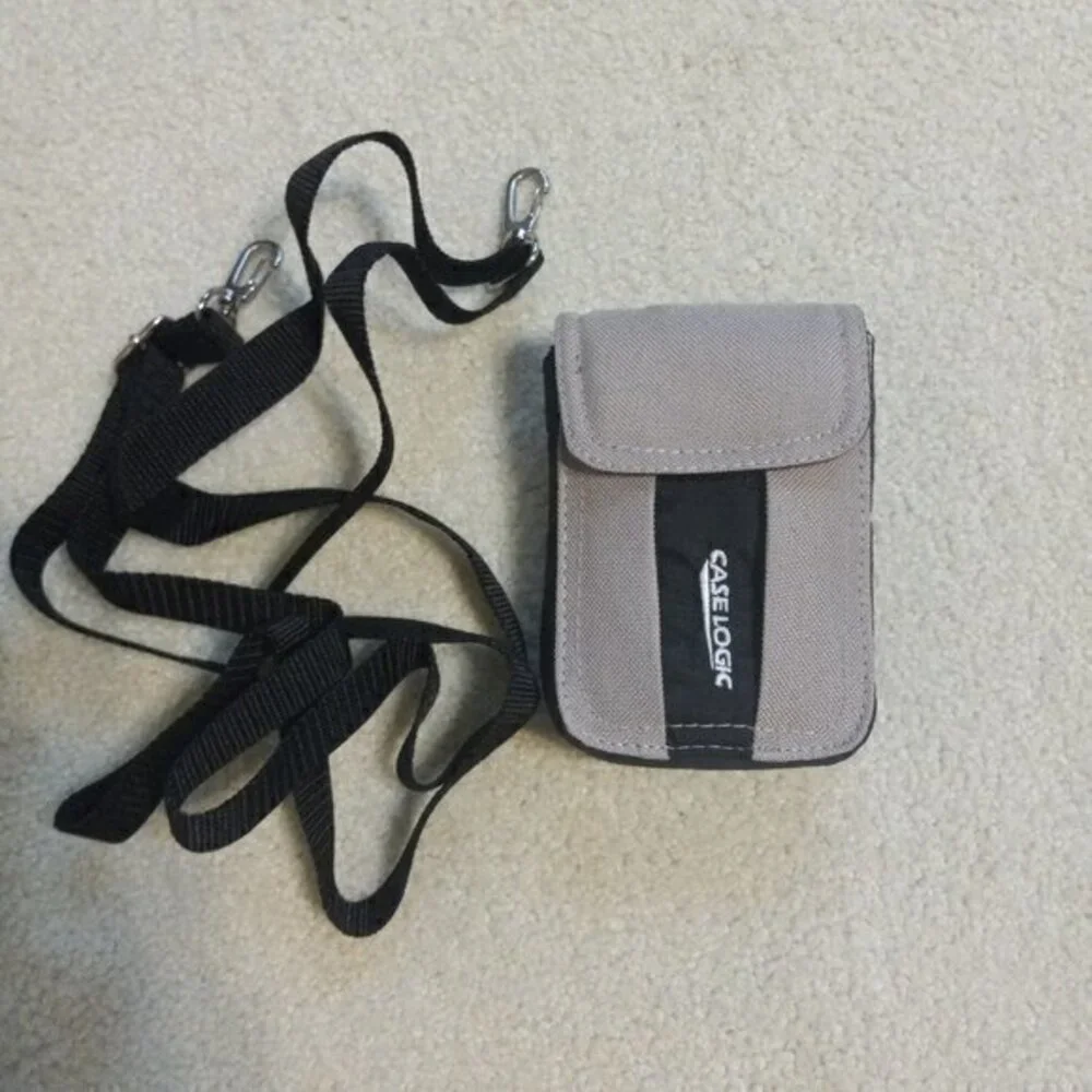 Case Logic Point and Shoot Camera Pouch